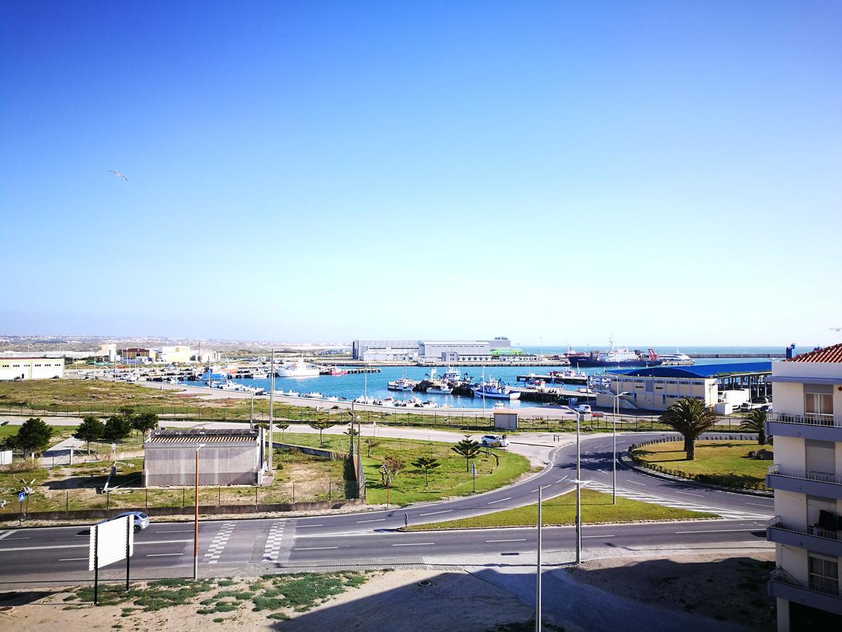 Peniche'S Blue & Yellow Esterno foto